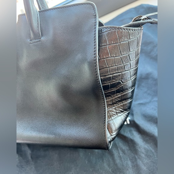 Saint Laurent YSL Women Downtown Small Cabas Smooth Crocodile Embossed - Picture 6 of 7